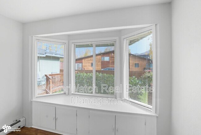 Building Photo - 8609 Augusta Cir
