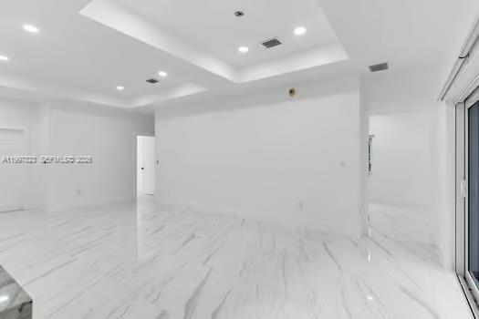 Building Photo - 4127 NE 30th St