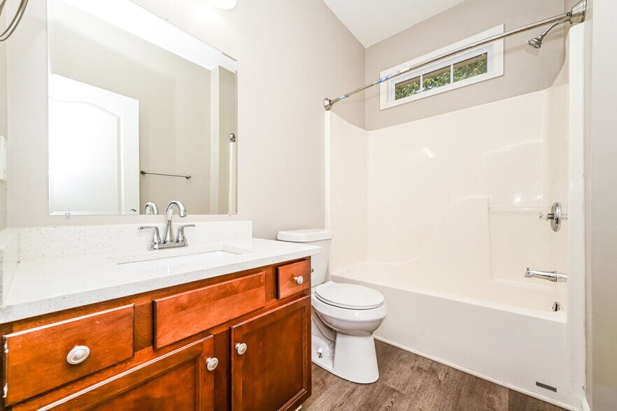 Building Photo - 9025 Aldbury Dr