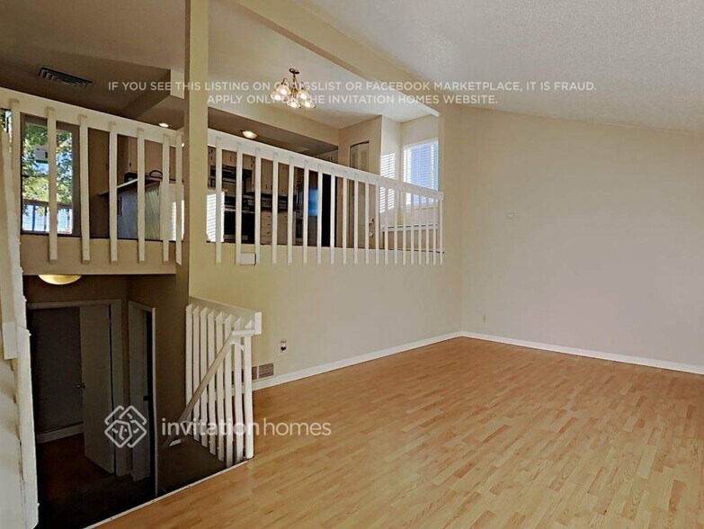 Building Photo - 18895 E Utah Cir