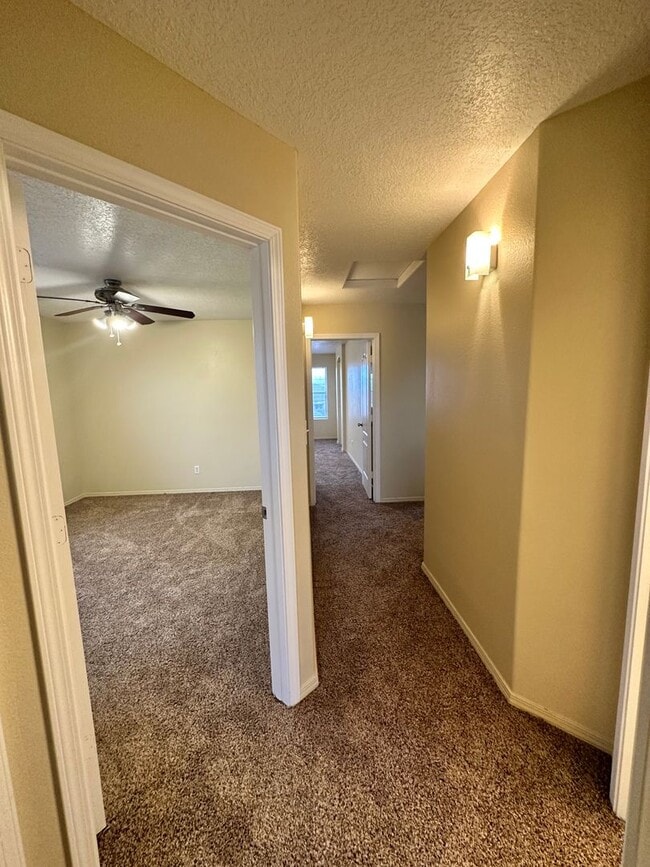 Building Photo - 760 Bear Grass Ct SW