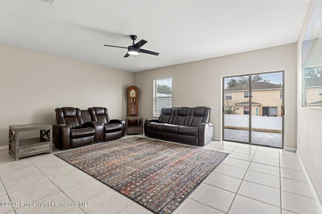 Building Photo - 194 Argyll Dr