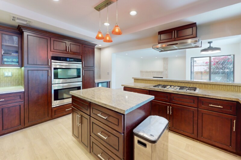 Building Photo - 5813 Serrania Ave