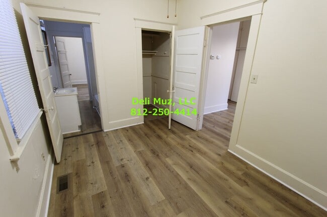 Building Photo - Beautiful 2 Bedroom, 1 Bath House with W/D Hookups