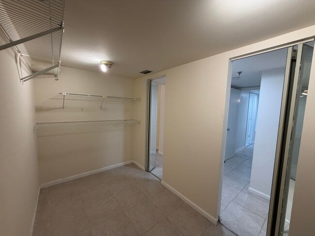 Building Photo - 6463 La Costa Dr