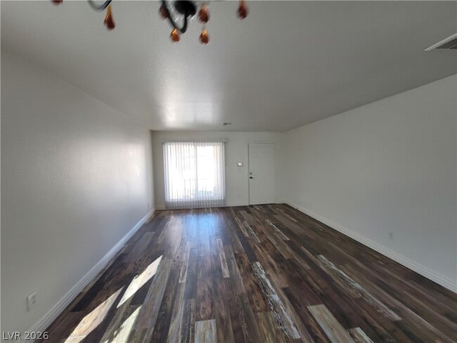 Building Photo - 10799 Flame Vine Ct