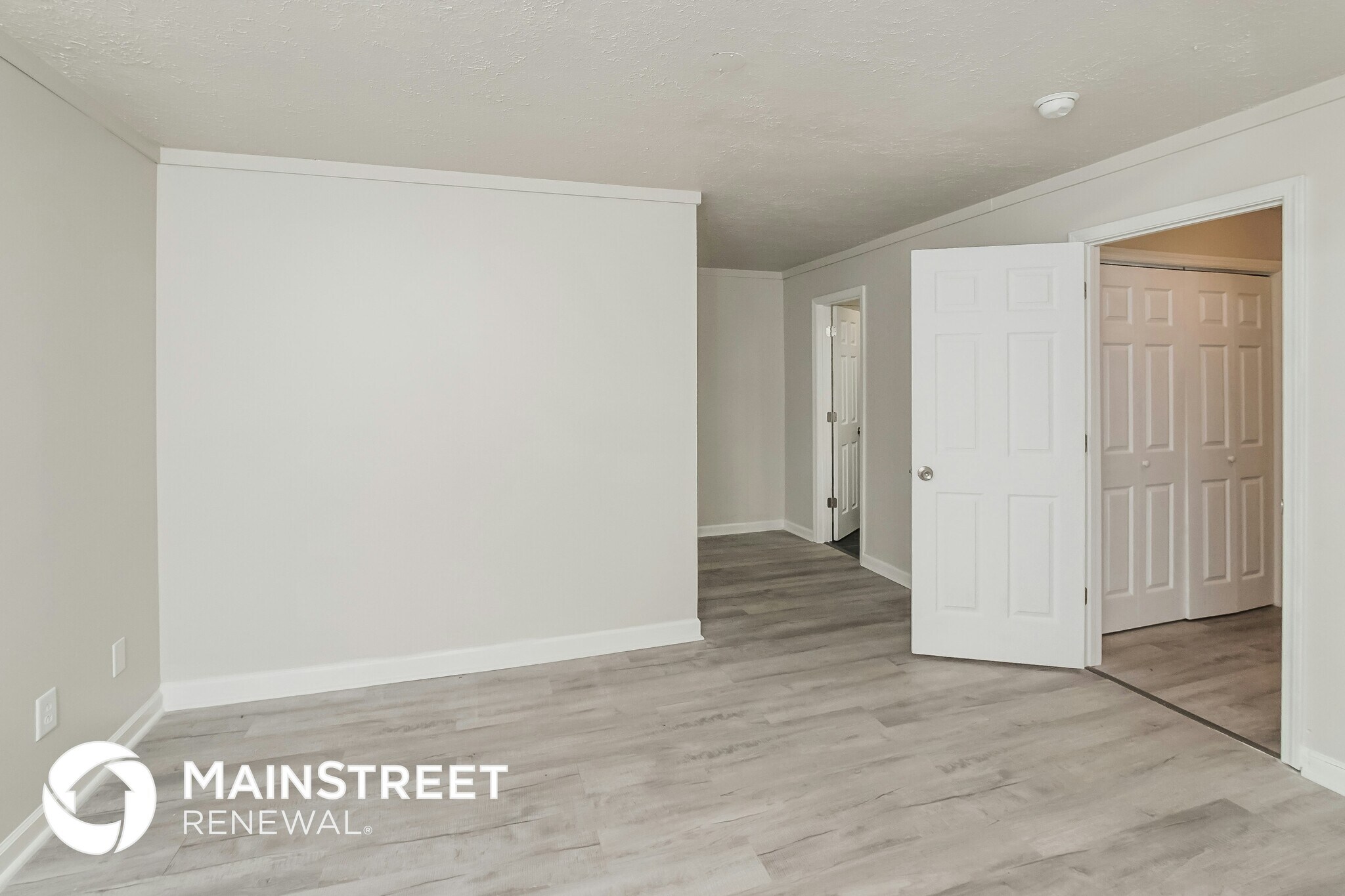 Building Photo - 5821 Whisper Wood Rd