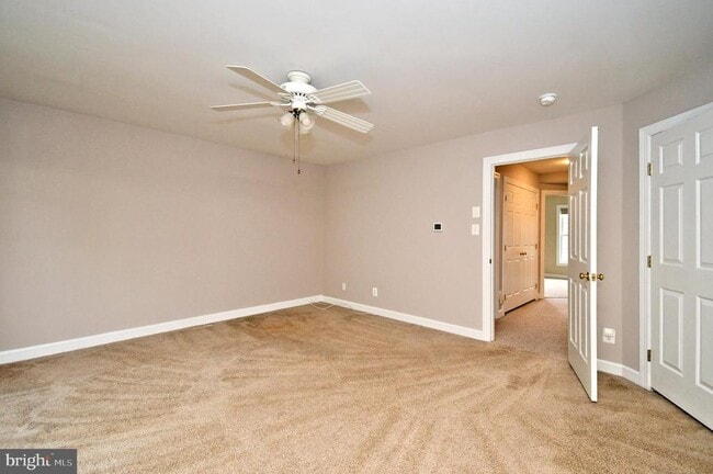 Building Photo - 2304 Lennon Ln