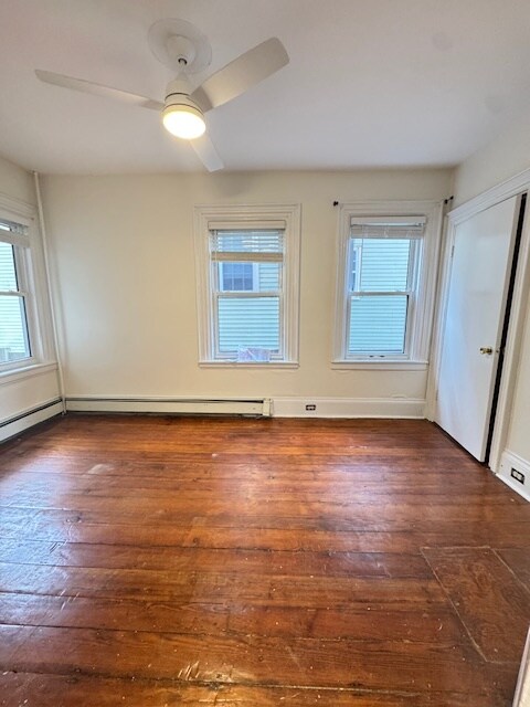 Building Photo - 19 Rockview St
