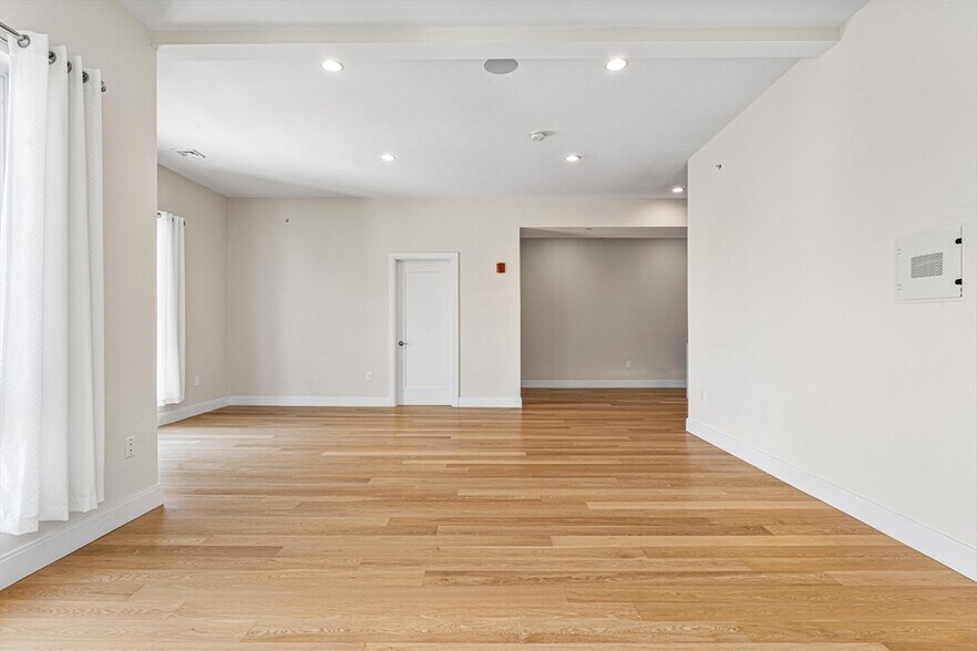 Building Photo - 488 Dorchester Ave