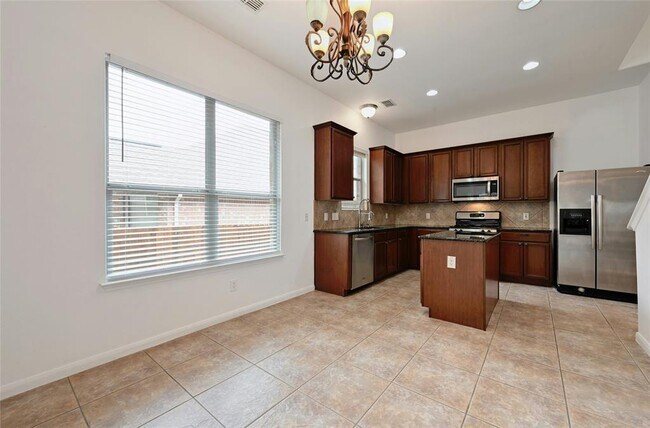 Building Photo - 10104 Hibiscus Cove