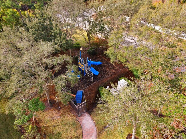 Building Photo - 9467 SW Merlin Ct