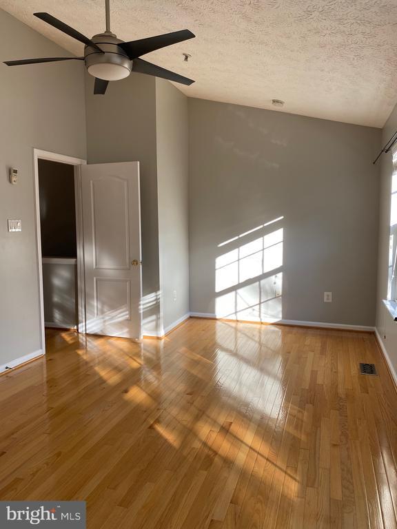 Building Photo - 3282 Halcyon Ct