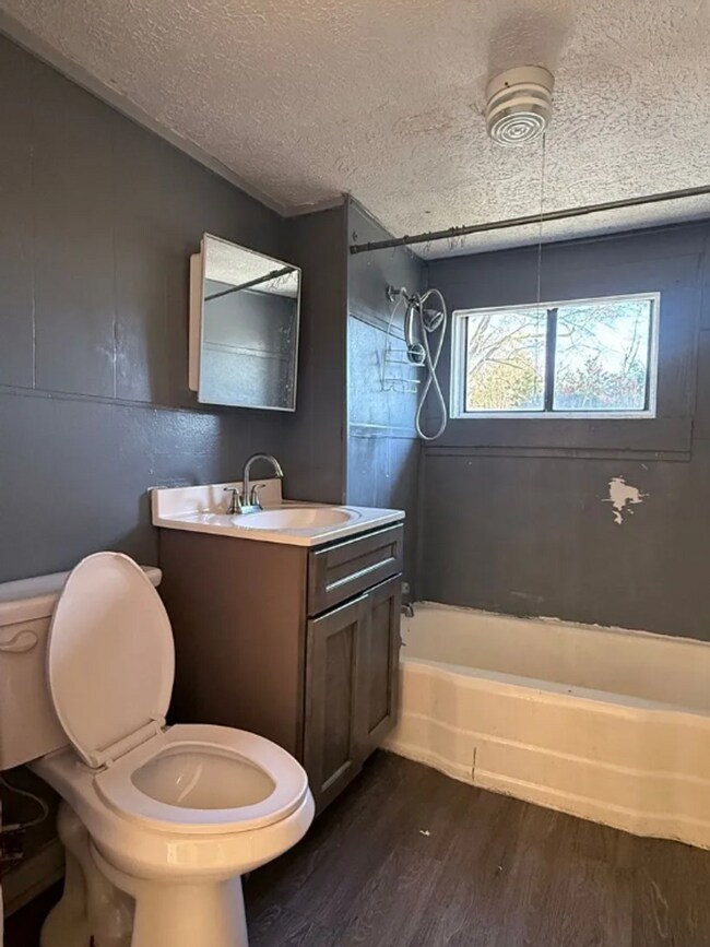 Building Photo - 2 Bed 1 Bath Home In Opelika