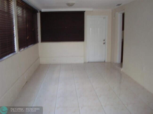 Building Photo - 1761 NW 184th St