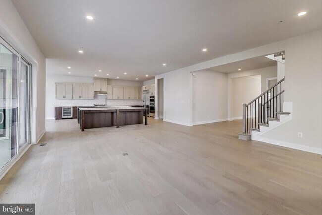 Building Photo - 6921 Renita Ln