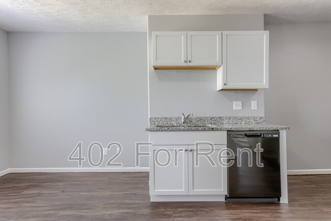 Building Photo - 2233 S 20th St