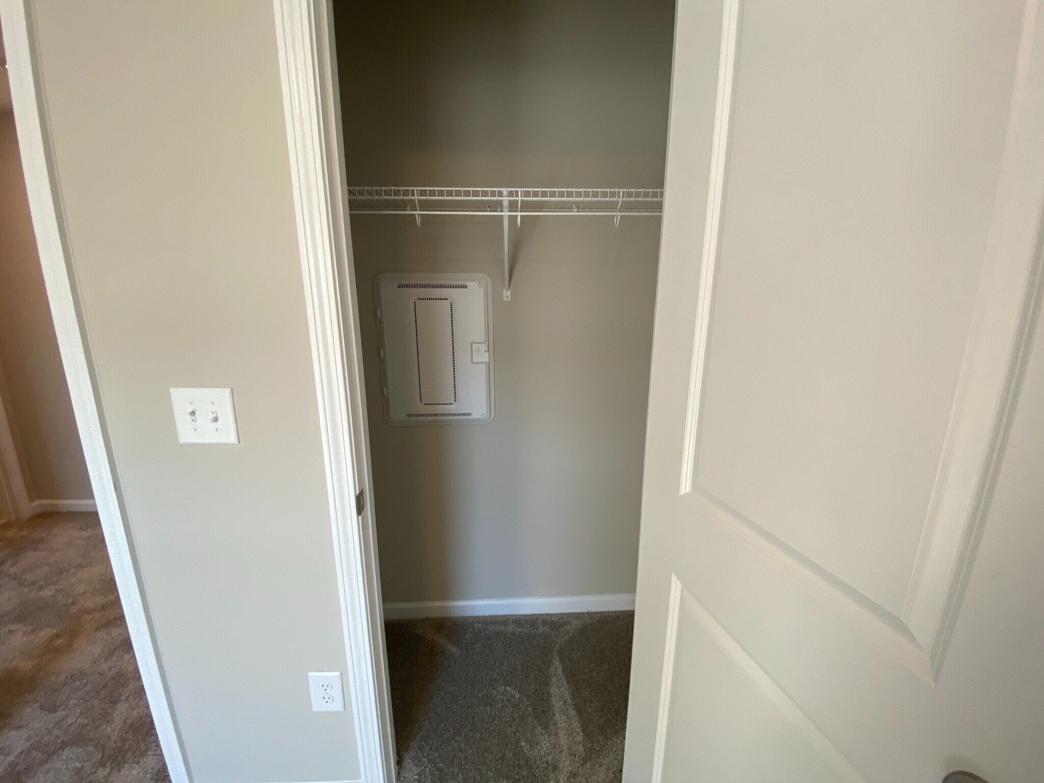 Building Photo - Room in Townhome on Adobe Pl