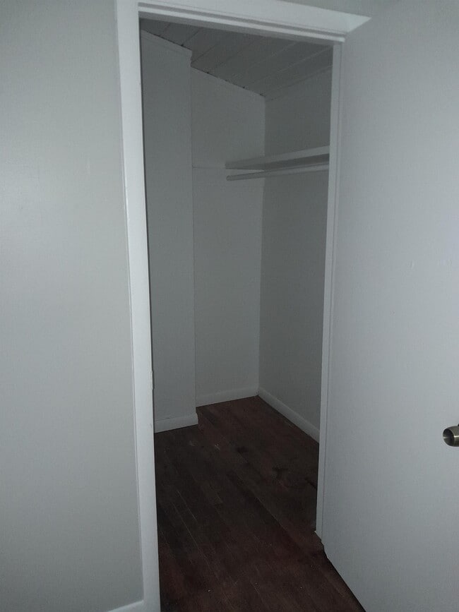 Building Photo - 244 E Prospect St