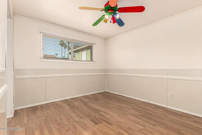 Building Photo - 230 E Strahan Dr