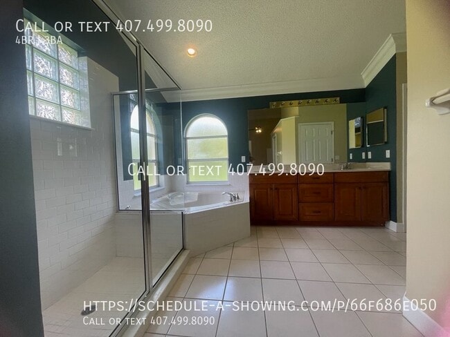 Building Photo - 13400 Splash Ct