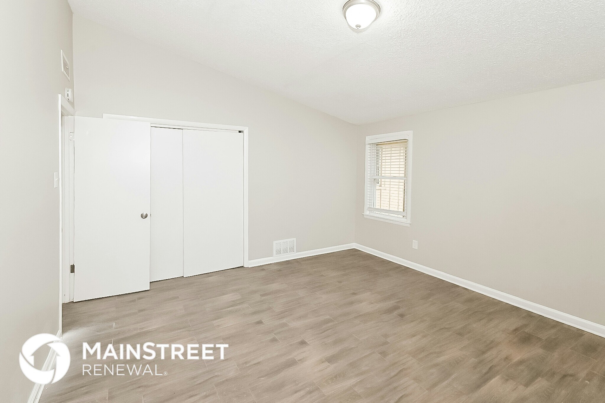 Building Photo - 2943 Brandale St