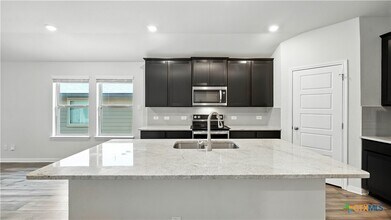 Building Photo - 3154 Charyn Wy