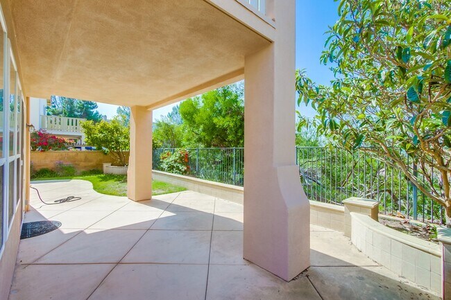 Building Photo - 3987 Via Cangrejo