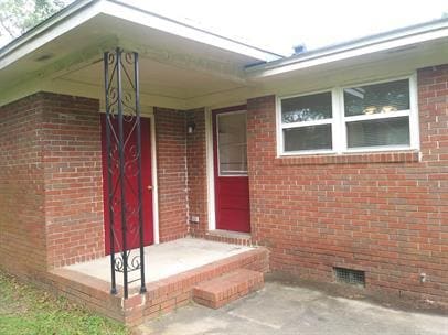 Building Photo - 1592 Coombs Dr