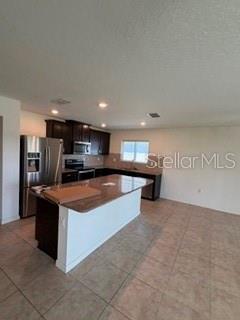 Building Photo - 275 Lake Lucerne Way