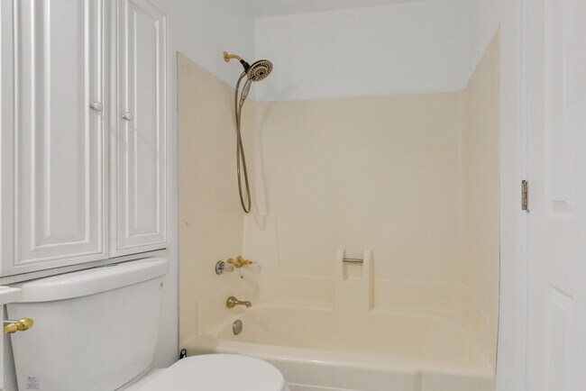 Building Photo - 20612 E Batavia Dr