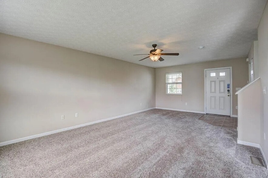 Building Photo - 4731 Springwood Ct