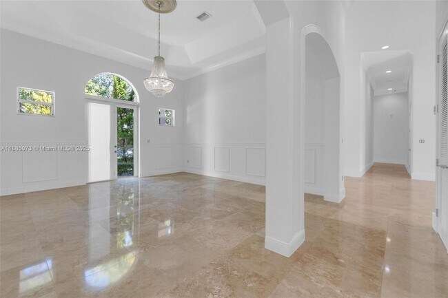 Building Photo - 17910 SW 80th Ave