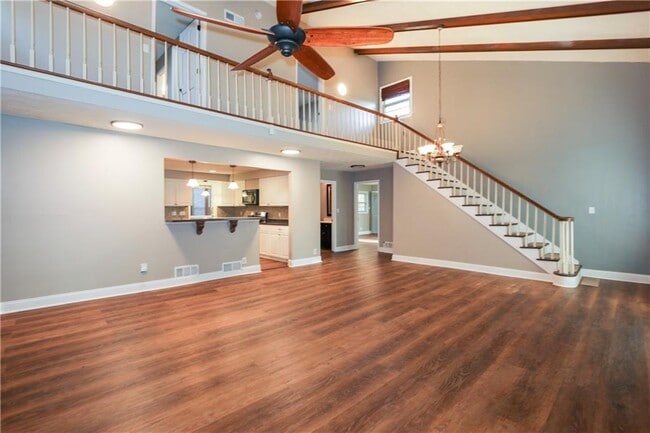 Building Photo - 3052 Riviera Dr