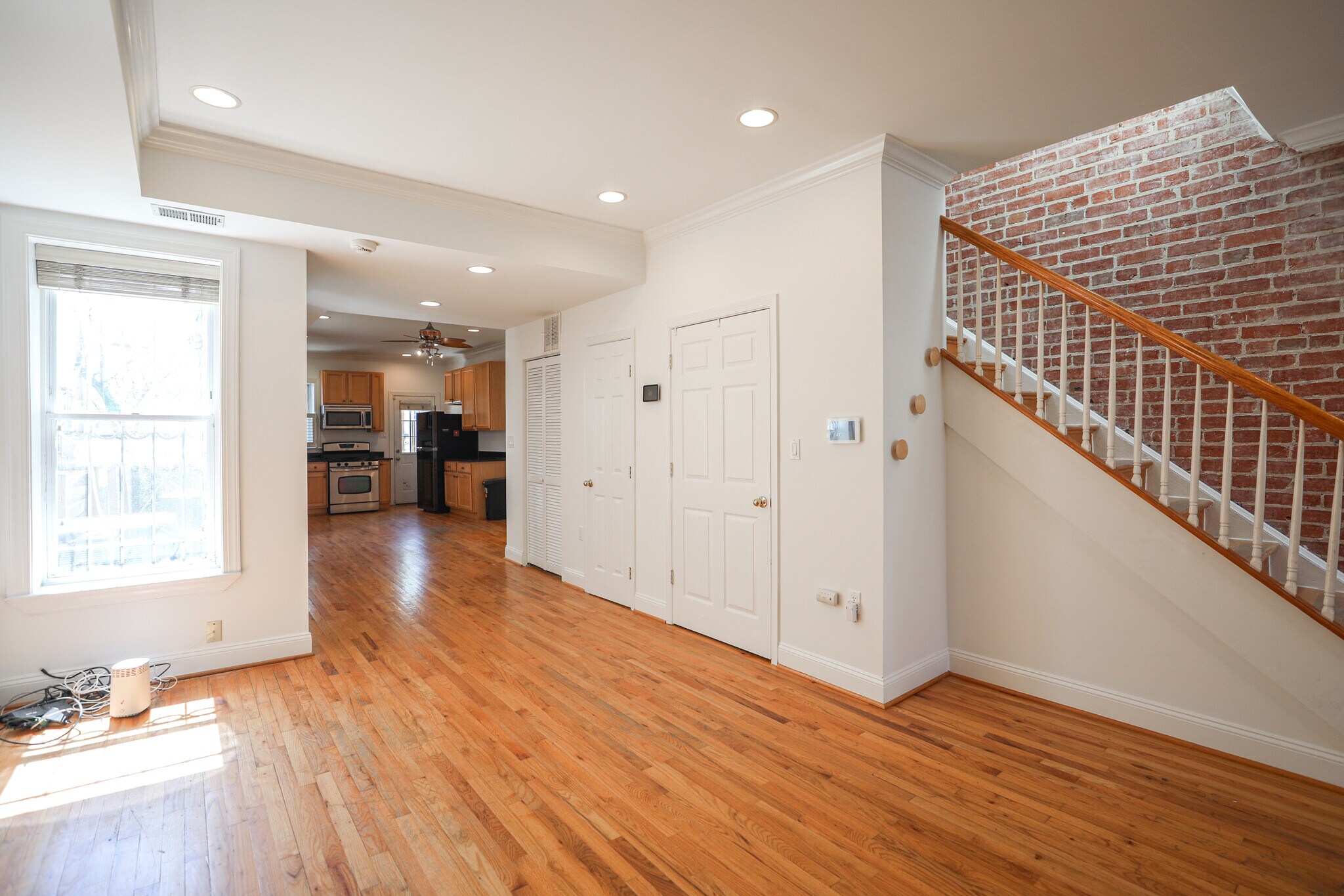 Building Photo - 1263 Morse St NE