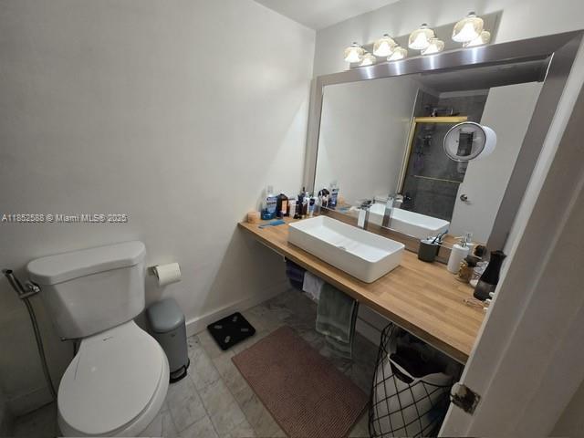 Building Photo - 1440 Brickell Bay Dr