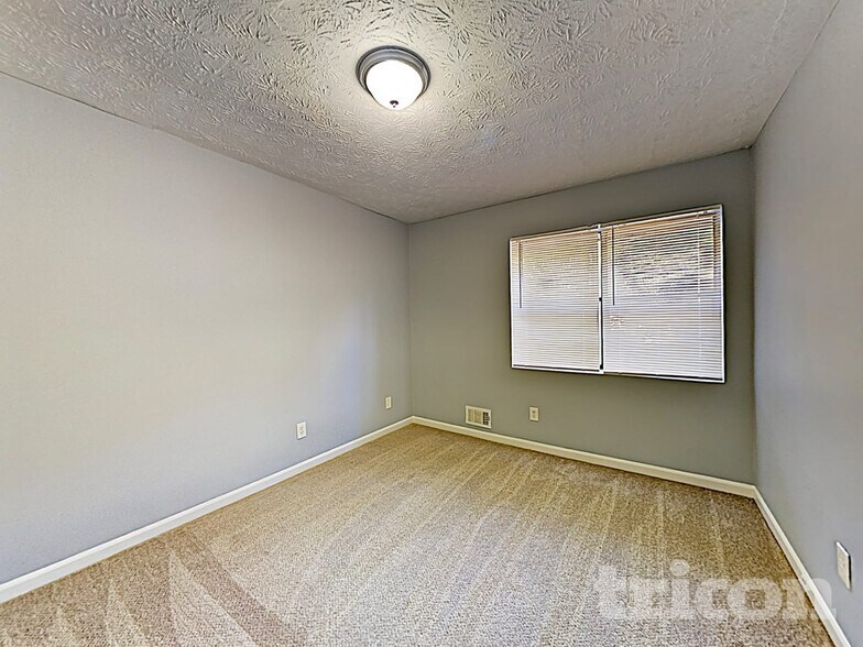 Building Photo - 133 Fairview Dr