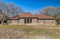 Building Photo - 2110 S McDonald St