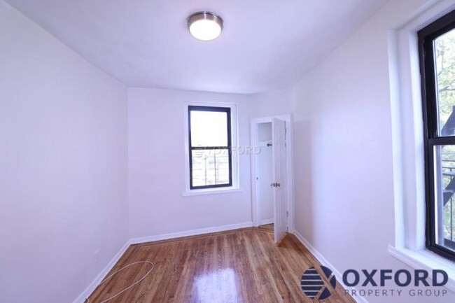 Building Photo - 1 bedroom in Queens NY 11354