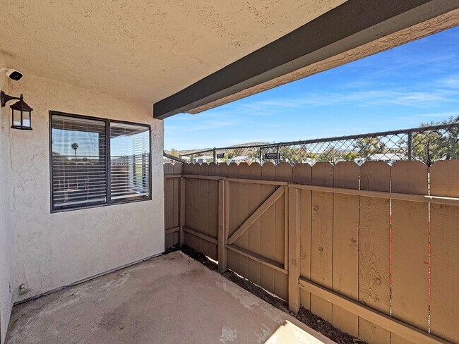 Building Photo - SD: Cozy 1BD/1BA Condo in Spring Valley with Reserved Parking, Private Patio & W/D