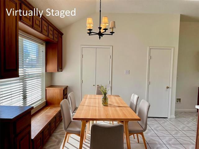 Building Photo - 1008 Rock Springs Dr