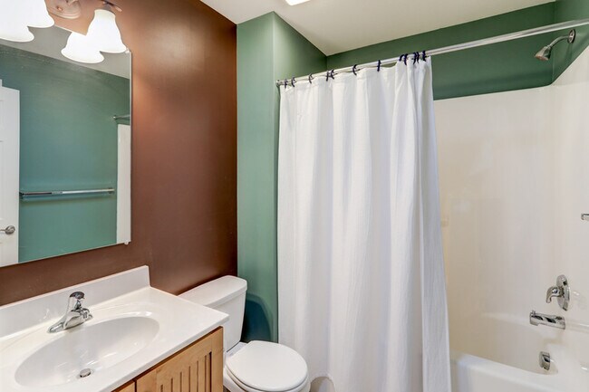 Building Photo - 258 Cool Creek Way
