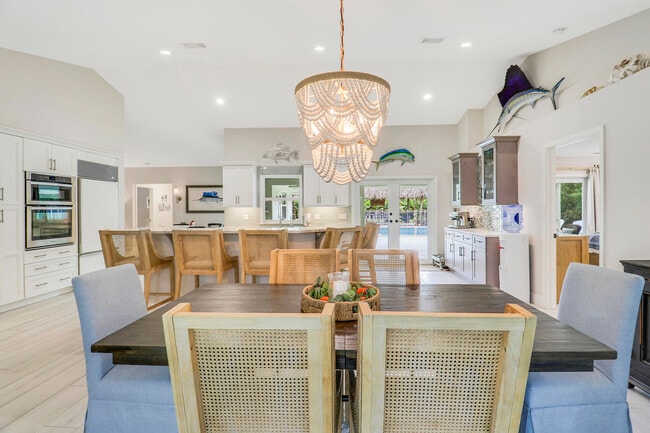 Building Photo - 15866 Alexander Run