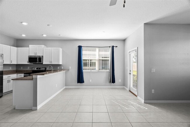 Building Photo - 10387 Lavender Aster Trl