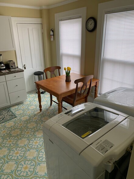 Building Photo - 39 Ohio St