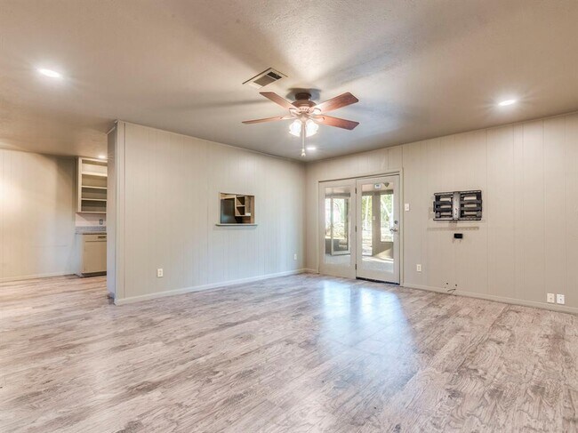 Building Photo - 10606 Macmora Rd