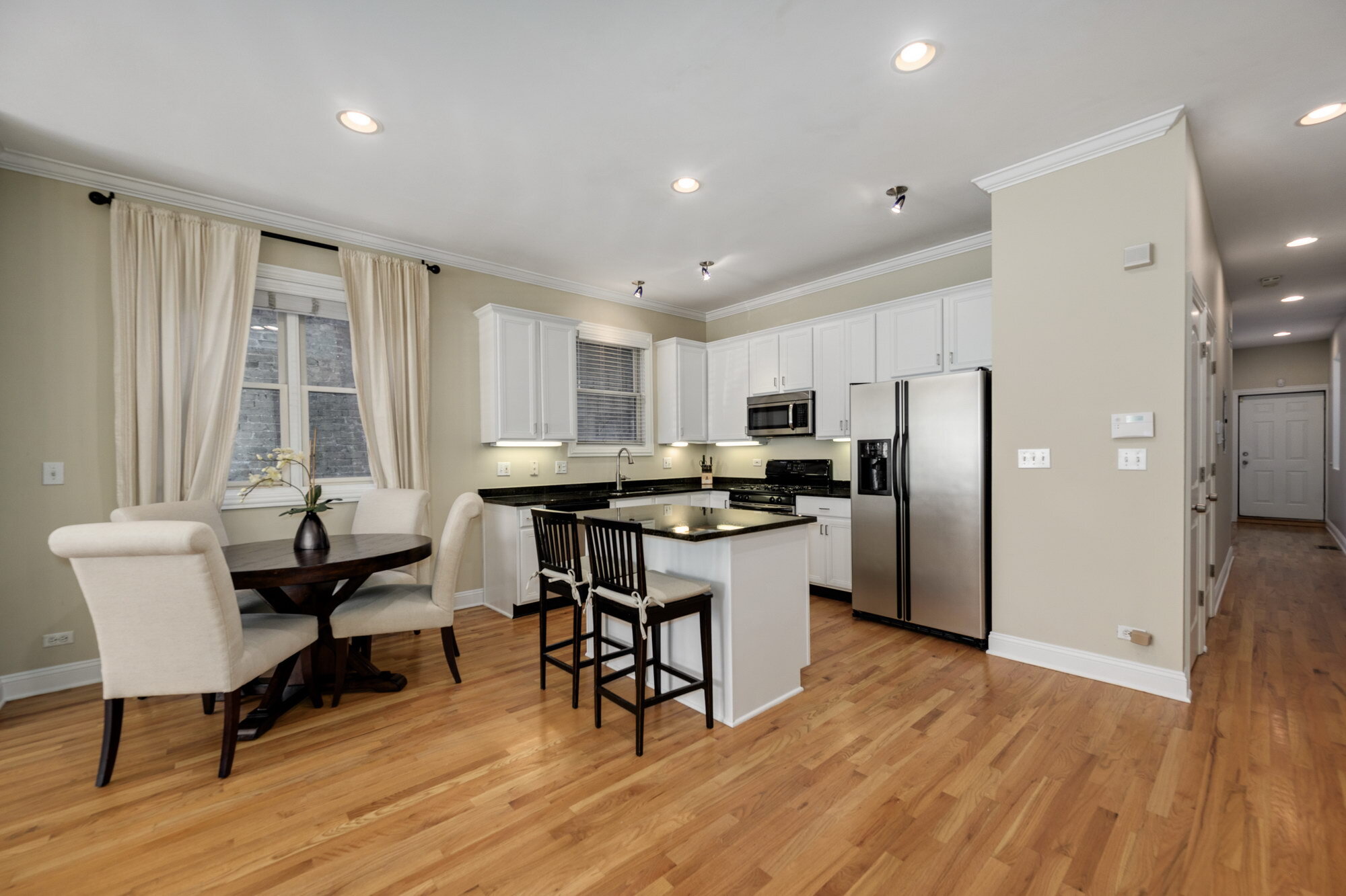 Building Photo - 2512 W Thomas St