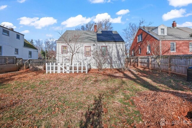 Building Photo - 414 Graham St