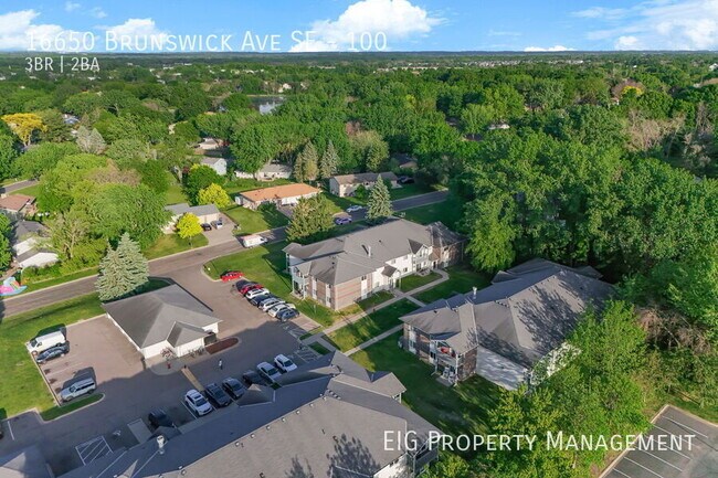 Building Photo - 16650 Brunswick Ave SE