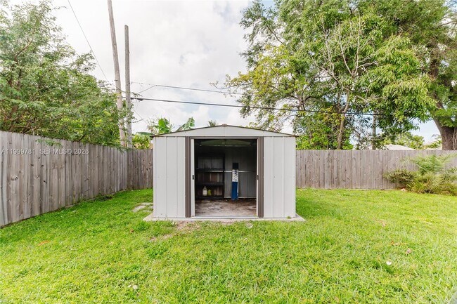 Building Photo - 1447 NW 101st St